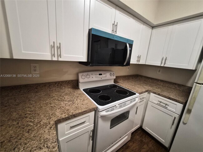 Foto del edificio - 101 SW 117th Ave