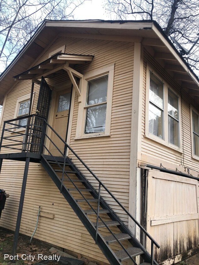 Primary Photo - 1 br, 1 bath House - 2610 1/2 Emery St.