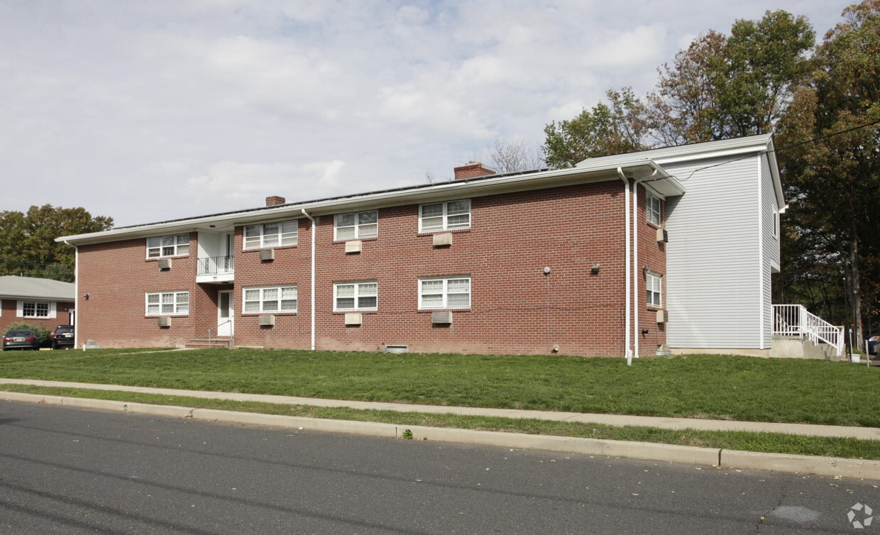 Building Photo - 977 Patton St