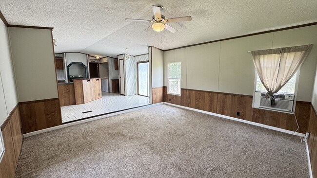 Building Photo - 3601 Jonesboro Rd