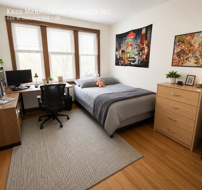 Photo - 646 W Oakdale Ave Apartment