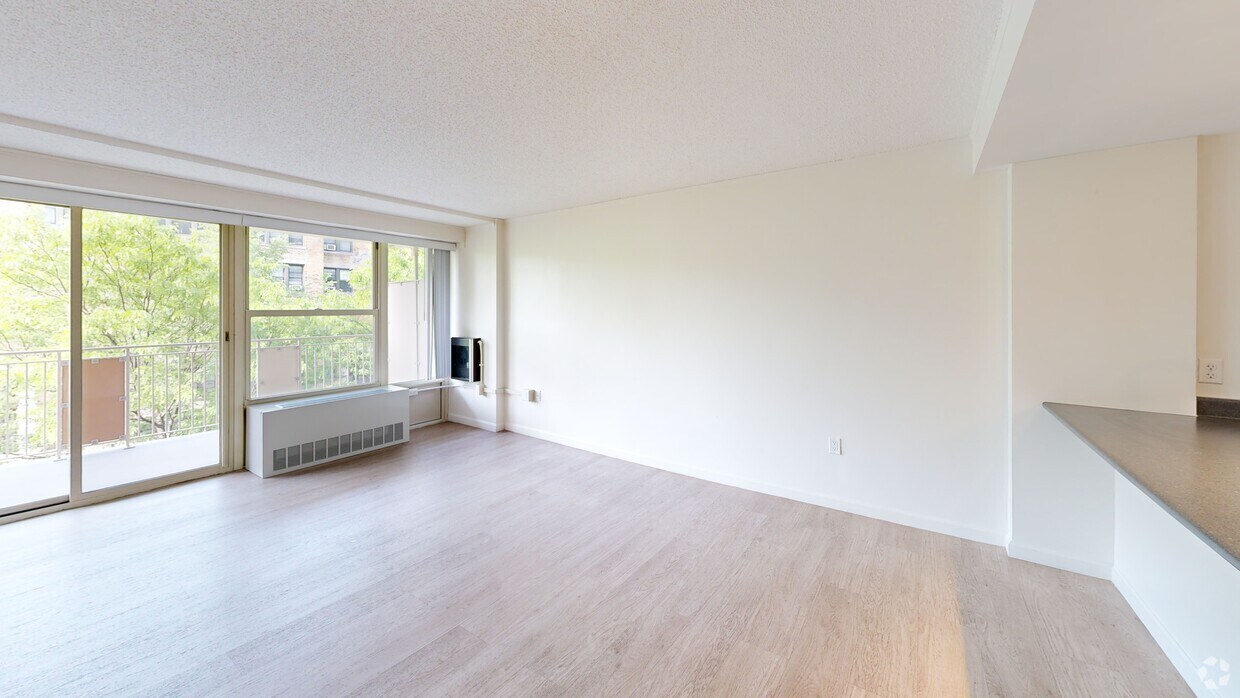 Photo - Harvard Towers Apartments