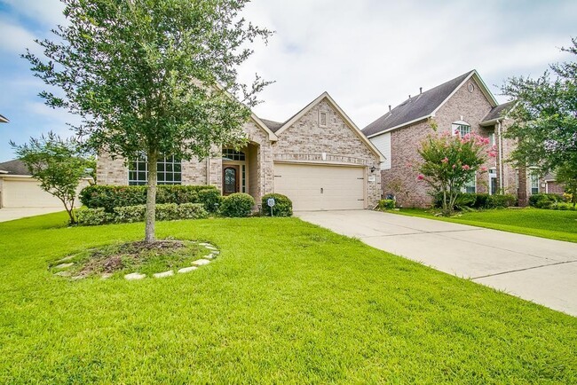 Building Photo - 16802 Village View Trail