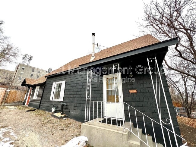 Building Photo - 311 E Broadway St