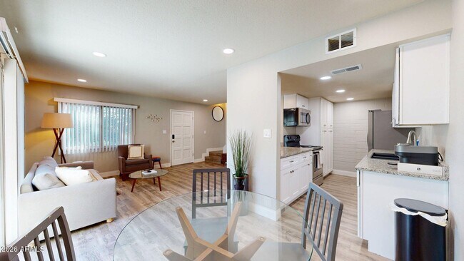 Foto del edificio - 4216 N 81st St