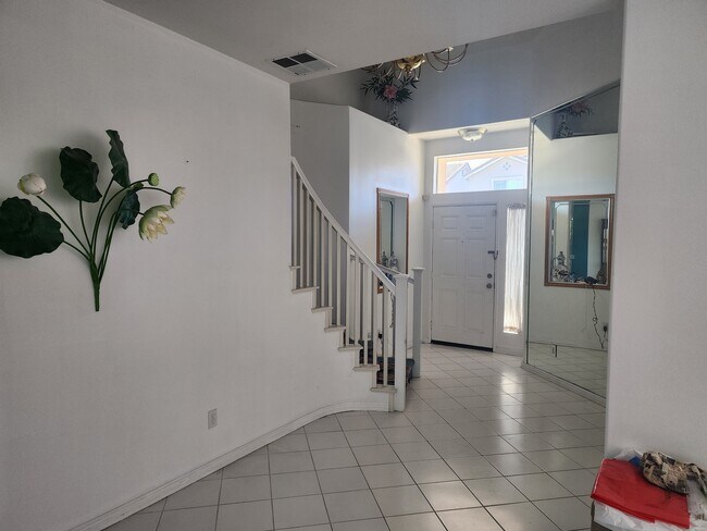 Foto del edificio - 14652 Acacia St