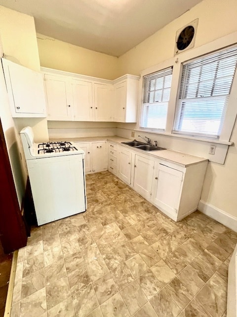 Kitchen - 946 S Missouri Ave