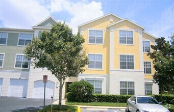 Building Photo - 12825 Madison Pointe Cir