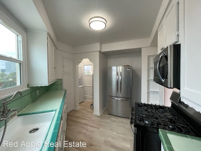 Building Photo - 1 br, 1 bath House - 933 Alandele Avenue