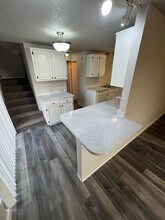 Building Photo - 2624-2624 E 6th St