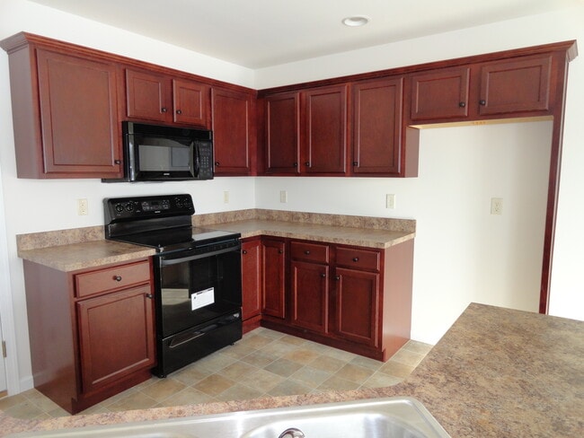 Building Photo - 105 Mount Olive Ln