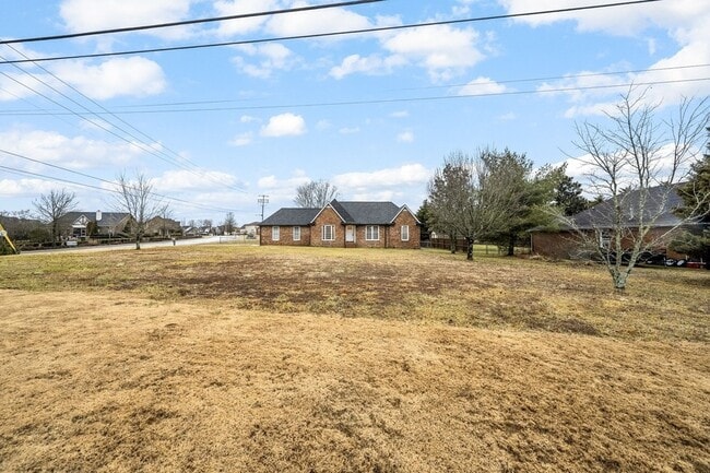 Building Photo - 1015 Brinkley Rd