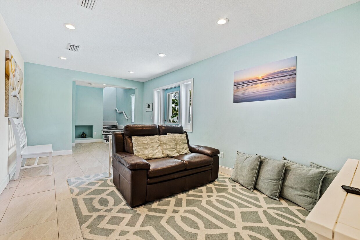 Foto principal - 4717 S Atlantic Ave