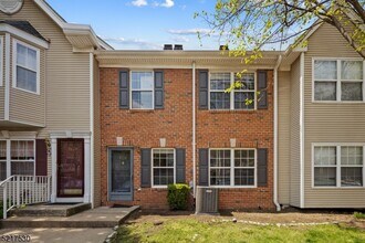 Building Photo - 2278 Nash Ct