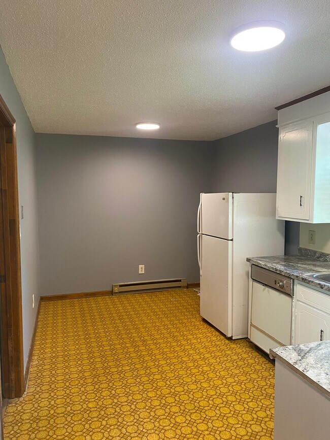 Foto del edificio - 1020 3rd St SE