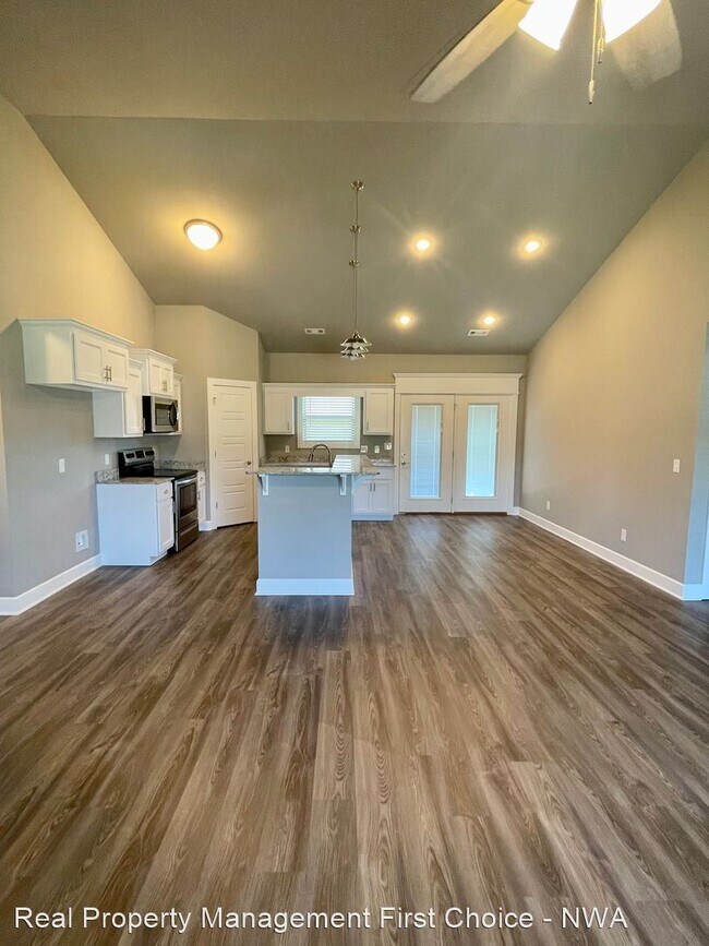 Building Photo - 3 br, 2 bath House - 555  East Oxen Lane