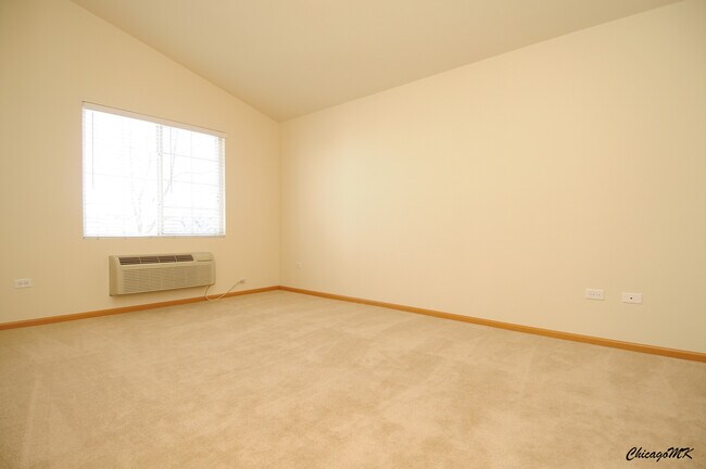 Foto del edificio - 917 Silverstone Dr