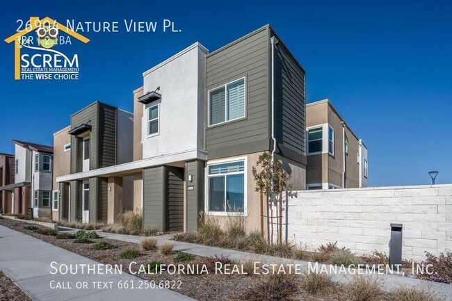 Foto del edificio - Three Bedroom Plus Bonus Room Modern Townh...