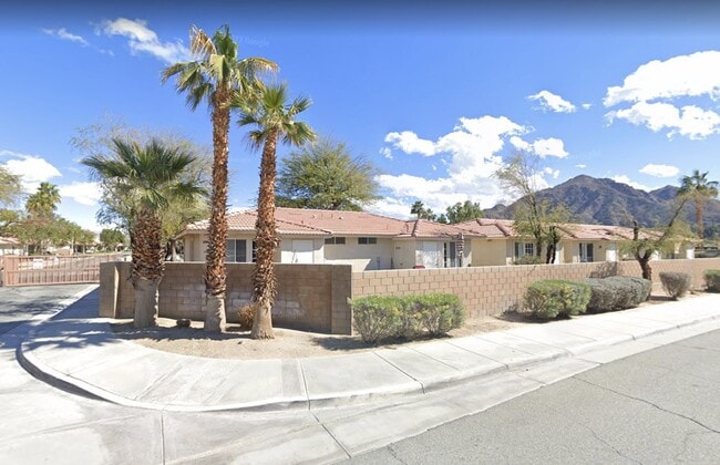 Building Photo - 50915 Rainbow Ct