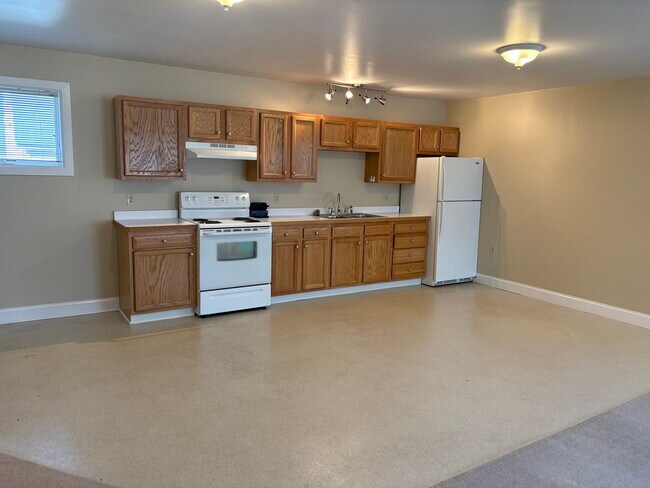 Foto del edificio - 244 Oakwood Ave