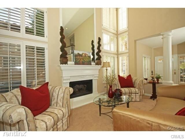 Foto principal - 5 br, 3 bath House - 26182 Palmetto Pl