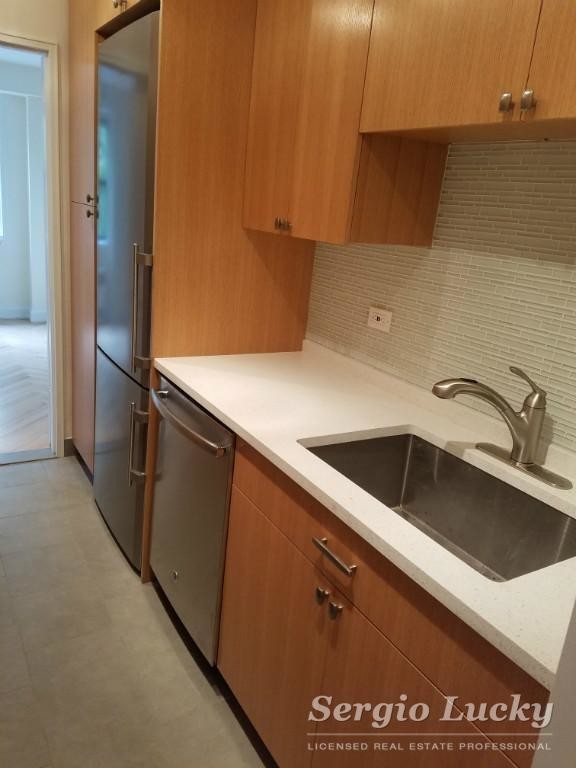 Foto del edificio - 200 E 71st St