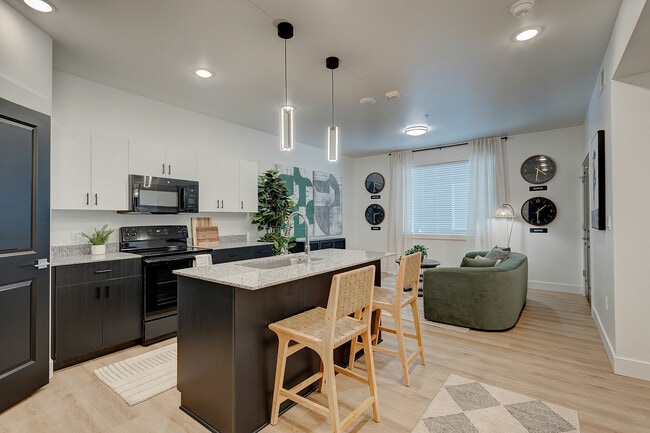 Kitchen - Madison Station