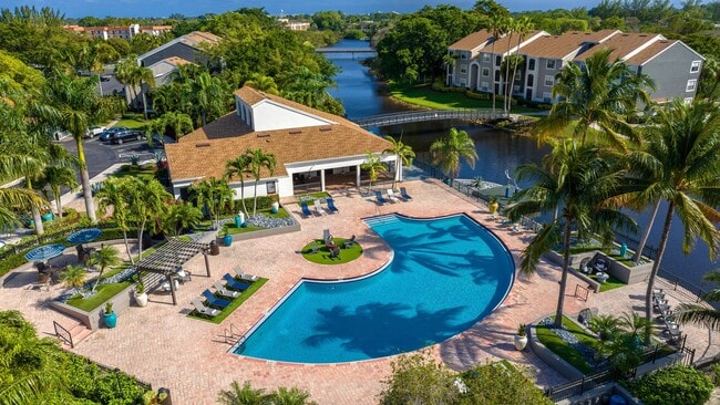 Building Photo - The View at Water's Edge