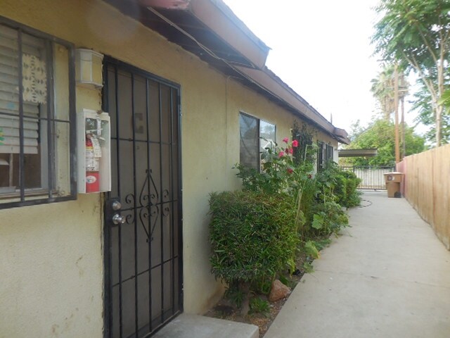 Building Photo - 1109 Monterey St