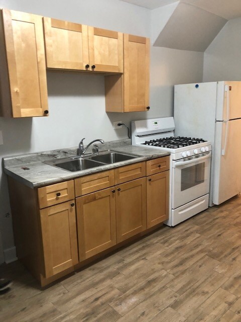 New Kitchen - 2901 W 38th St