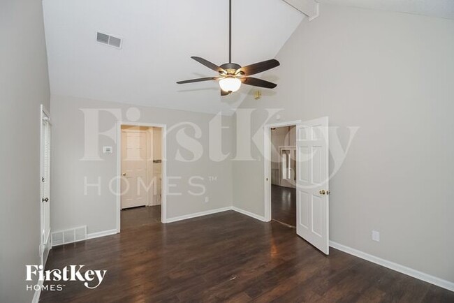 Building Photo - 8282 Shallow Glen Trail