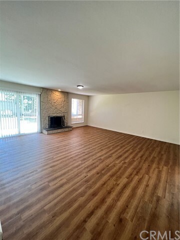 Building Photo - 598 N Earlham St
