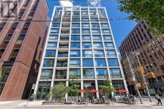 Building Photo - 39 Brant St
