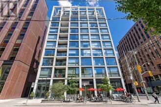 Building Photo - 39 Brant St