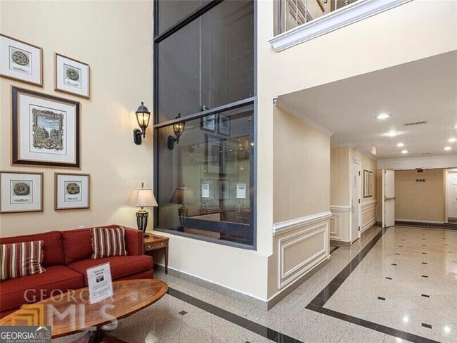 Building Photo - 4313 Pine Heights Dr NE