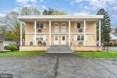 Foto principal - 1550 Bridge St