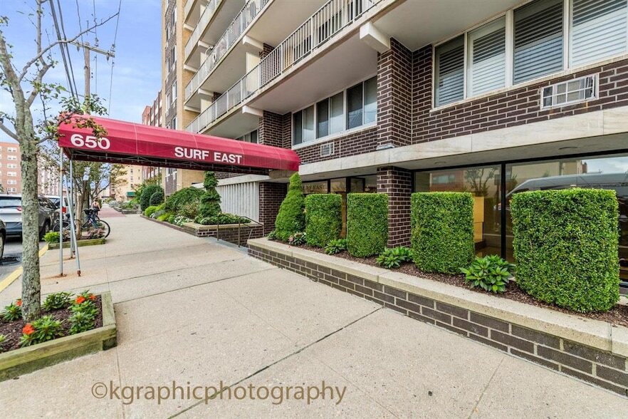 Foto principal - 650 Shore Rd
