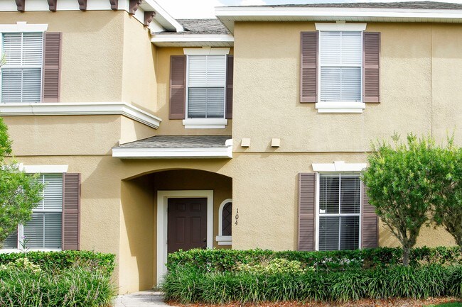 vista frontal - 104 Aston Grande Dr
