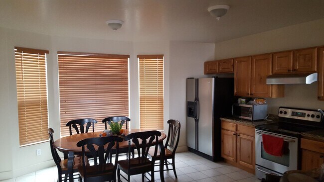 Foto del edificio - 3712 Markinch Way