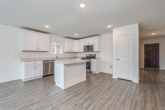 Building Photo - 16056 Pious Dr