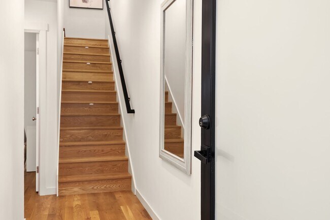 Foto del edificio - 2bd/1.75ba Seattle Townhome