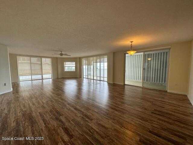 Building Photo - 8964 Puerto Del Rio Dr #301