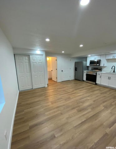 Building Photo - 391 N Regatta Ln