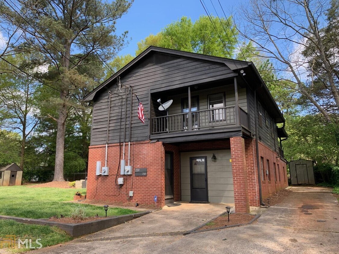 Primary Photo - 375 Hurt Rd SE