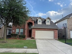 Building Photo - 10225 Ashburn Dr