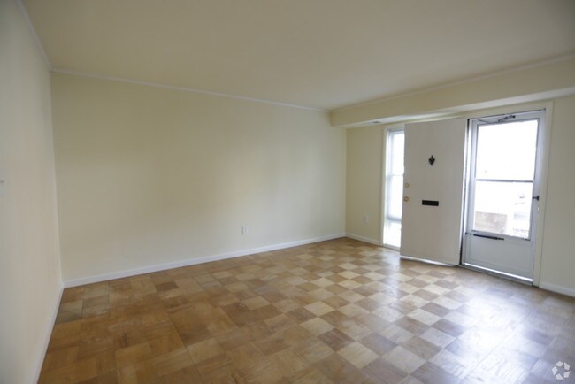 Building Photo - 168 Normandy Hill Dr
