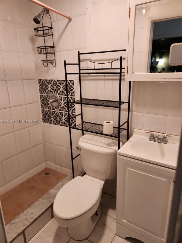 Foto del edificio - 246 NW 64th Ct