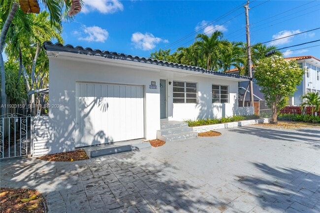 Foto del edificio - 2221 SW 13th St