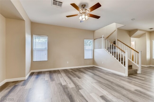 Foto del edificio - 6249 Blushing Willow St