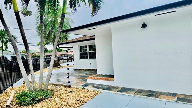 Foto del edificio - 3182 SW 25th Ter